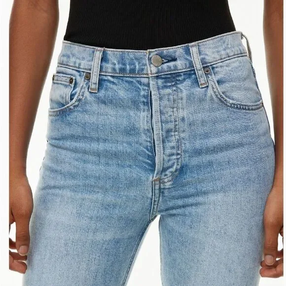 DENIM FORUM | The Yoko High Rise Slim | Size 27 - Picture 4 of 16